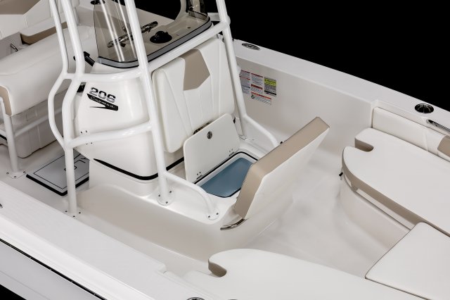 2026 R206 Cayman Console Livewell
