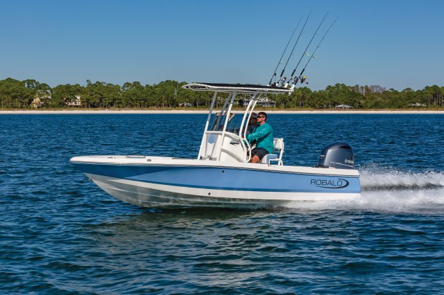 2026 R206 Cayman Running in Ocean Front Port View
