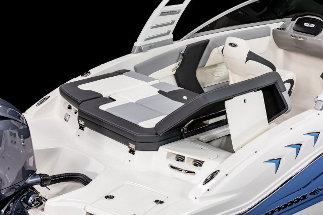 2025 21 SSi OB Starboard Sun Lounge