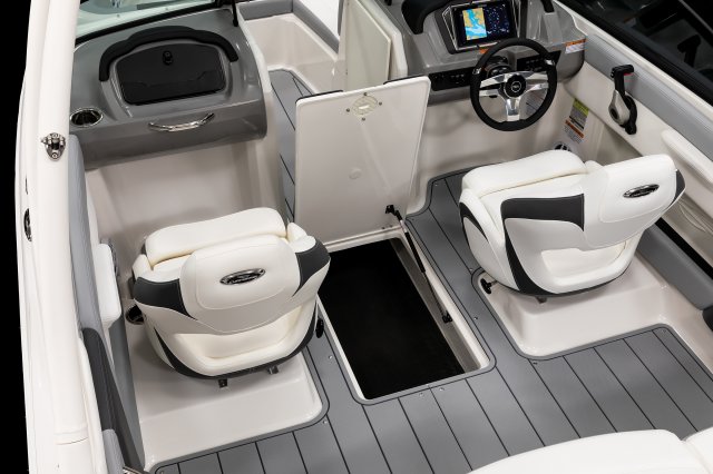 2026 21 SSi OB Floor Storage