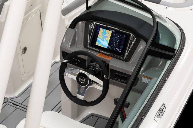 2026 21 SSi OB Helm Dash