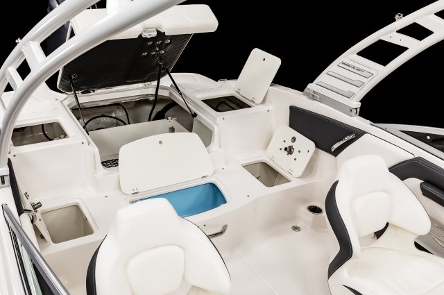 2025 21 SSi OB Ski & Fish Aft Storage