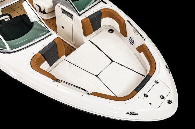 2025 21 SSi Bow Seating with Bow Filler Cushion