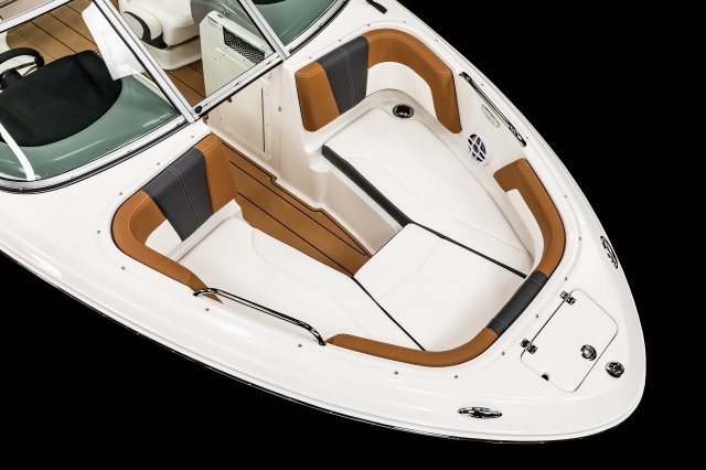 2025 21 SSi Bow Seating