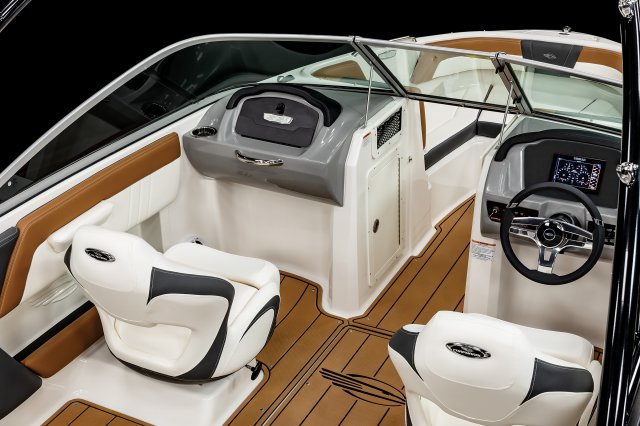 2025 21 SSi Port Console