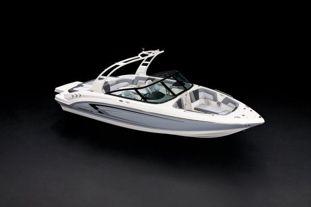 2027 23 SSi Front Starboard Overhead
