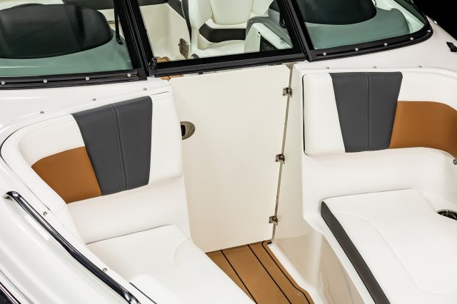 2026 GTS 3 Bow Weather Door