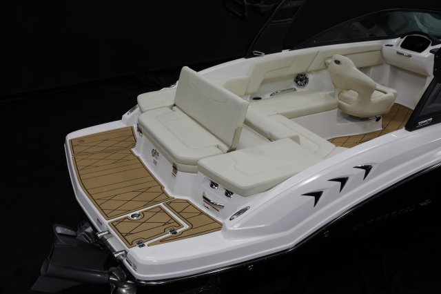 2027 GTS 3 Aft Bench