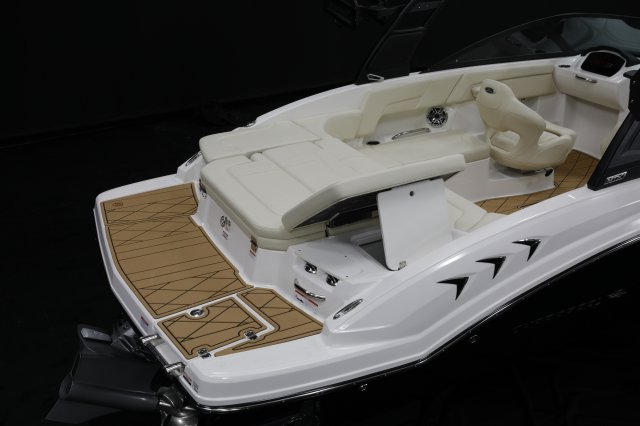 2027 GTS 3 Port-facing Lounge