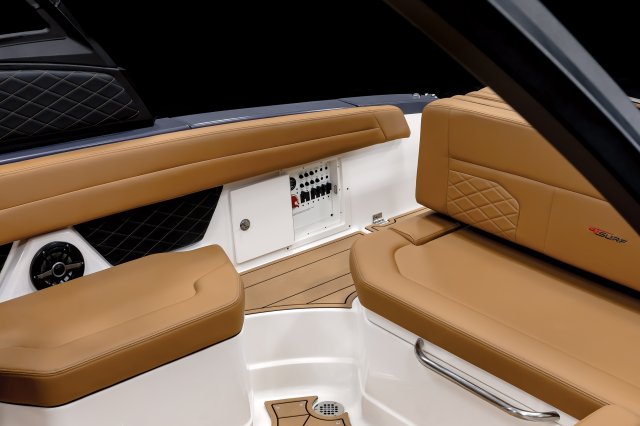 2026 GTS 6 Transom Battery Switches