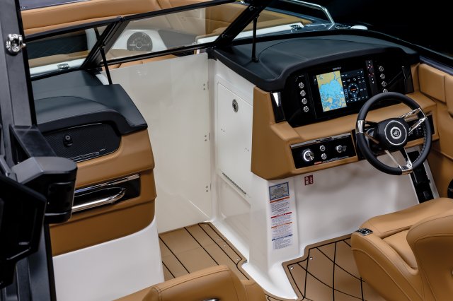 2026 GTS 6 Bow Weather Door