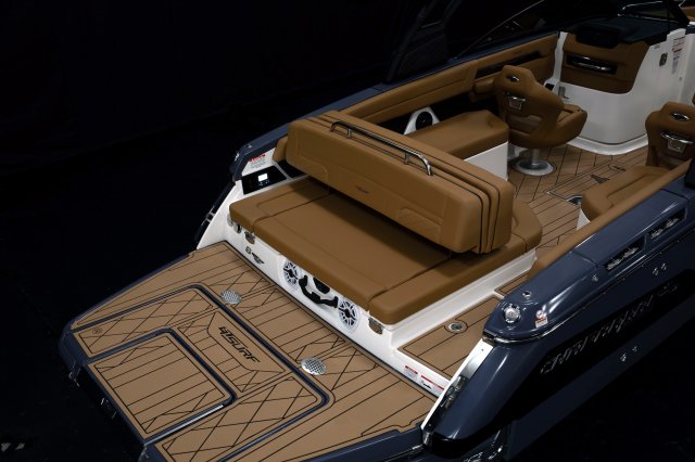 2026 GTS 6 Bench Seat