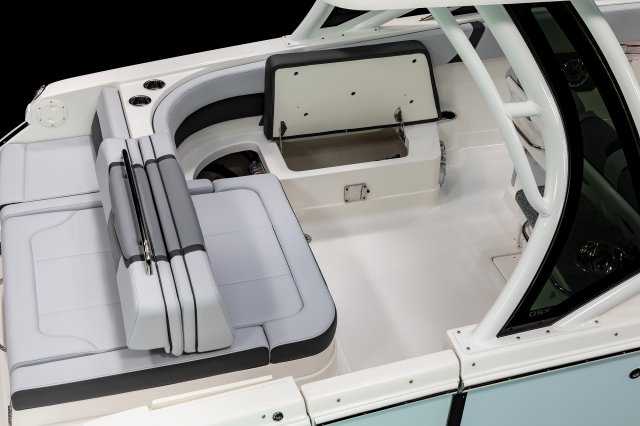 2026 280 OSX Cockpit Storage