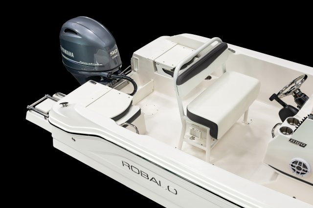 2025 R160 Transom Casting Deck