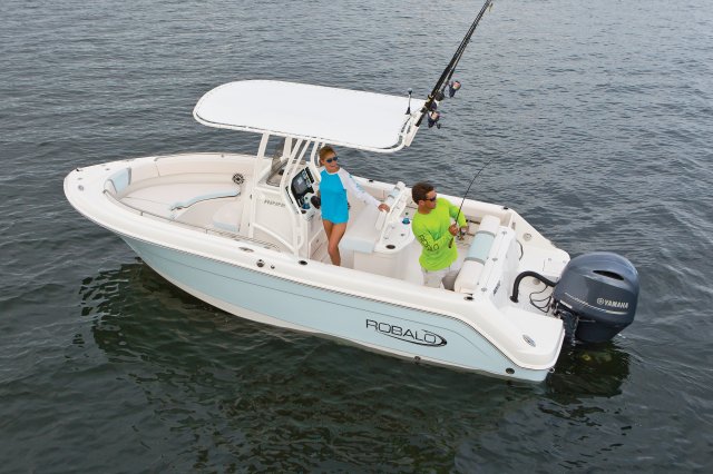 2025 R222 Fishing in the Ocean