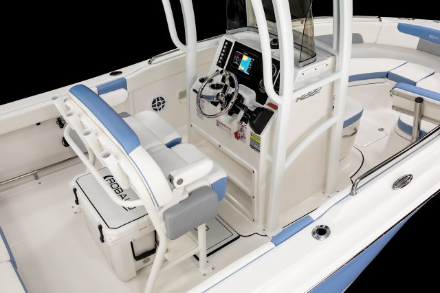 Robalo R222EX Helm Console