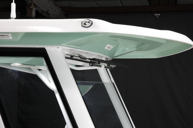 2027 R252 EX Windshield