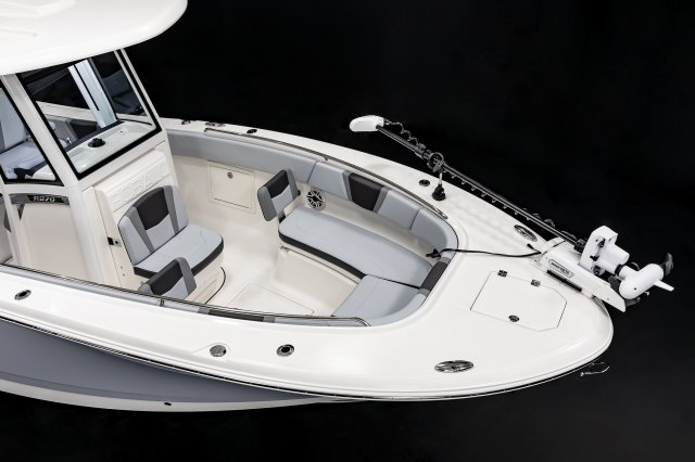 2026 R270 Bow Seating
