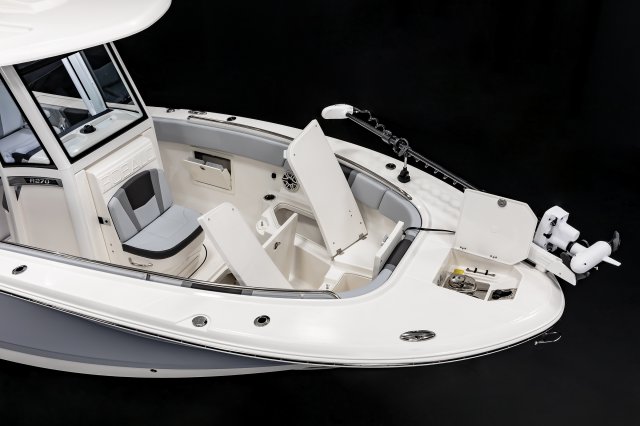 2026 R270 Bow Storage