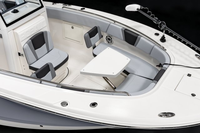 2026 R270 Bow Table