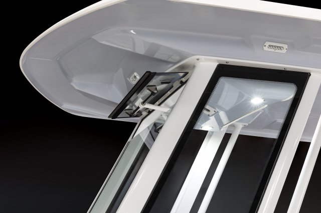 2026 R270 Windshield