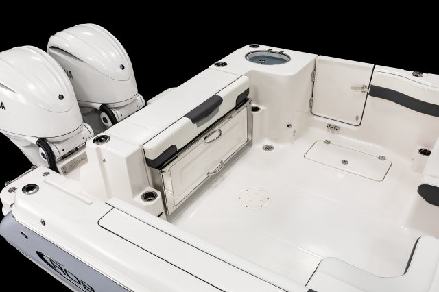 2026 R277 Transom Bench