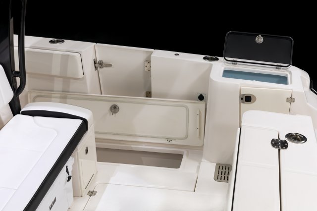 2026 R360 Starboard Fishbox & Livewell