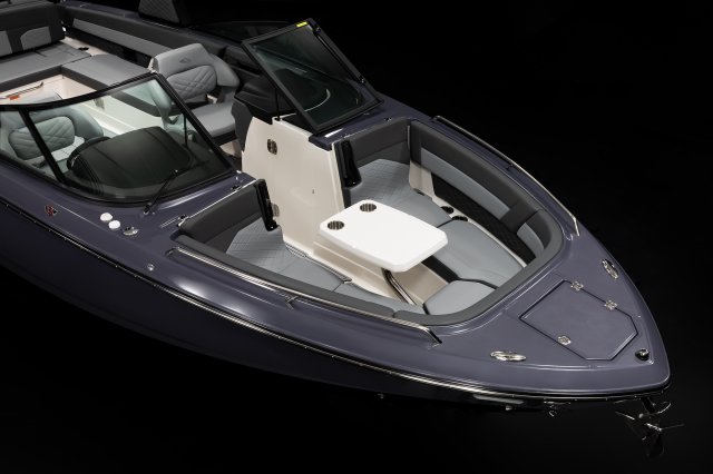 2026 SSX 30 Bow Table