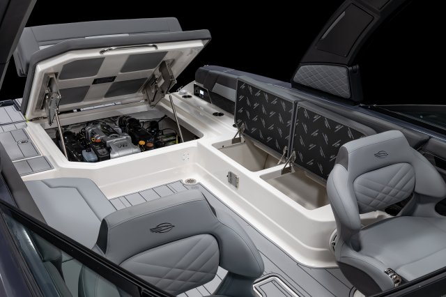 2026 SSX 30 Utility Access and Storage