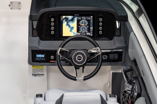2026 SSX 4 Helm Dash