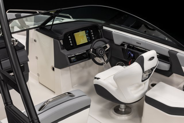 2026 SSX 4 OB Helm Station