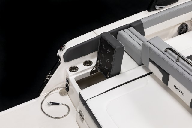 2026 SSX 4 OB Transom Utility Access