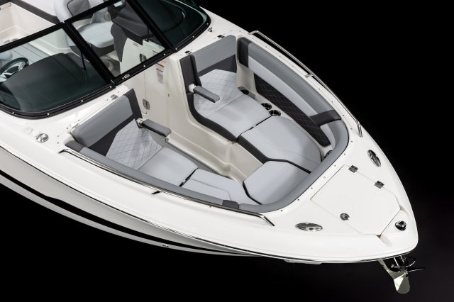 2027 SSX 6 Bow Seating