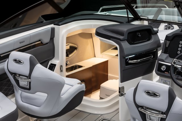 2027 SSX 6 Head Compartment