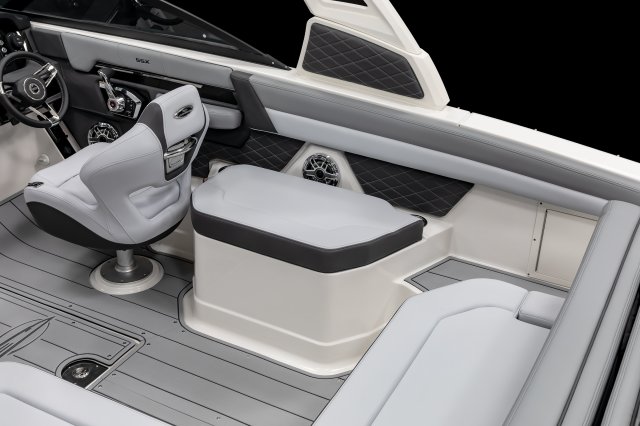 2027 SSX 6 Jump Seat