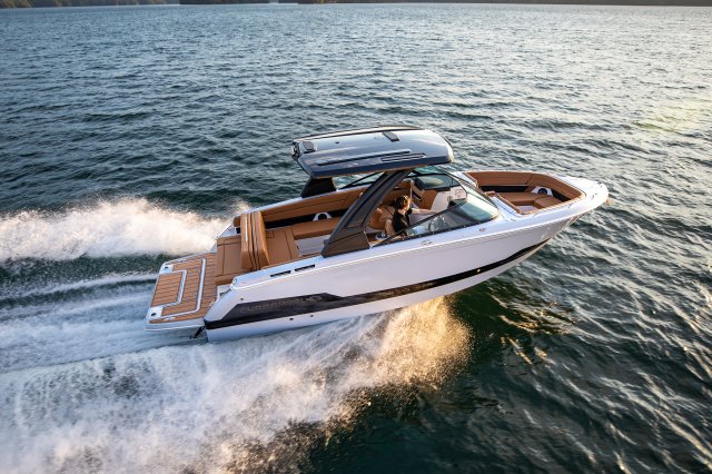 2026 SSX 8 Running Starboard Profile