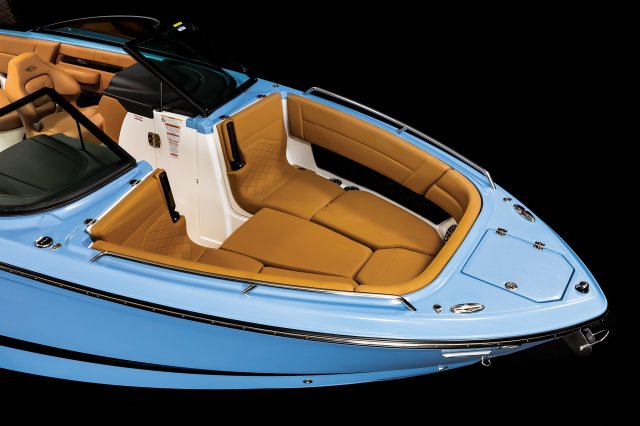2027 SSX 8 Bow Filler Cushion