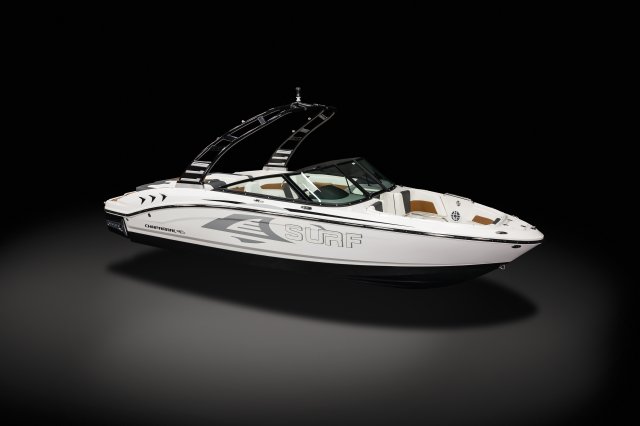 2025 21 SURF Front Starboard Overhead