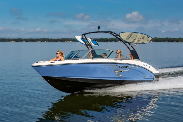 2025 21 SURF Cruising