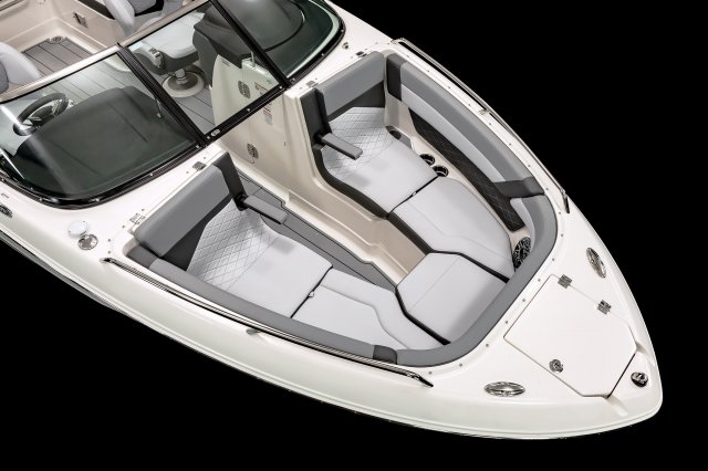 2025 26 SURF Bow Seating