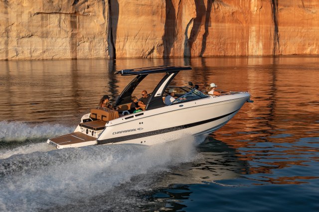 2025 26 SURF Cruise Starboard View