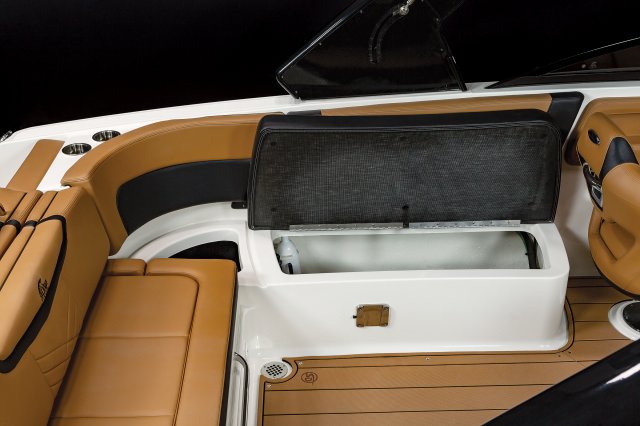 2025 28 SURF Cockpit Storage
