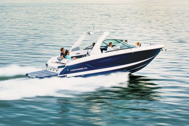 2025 30 SURF Cruising