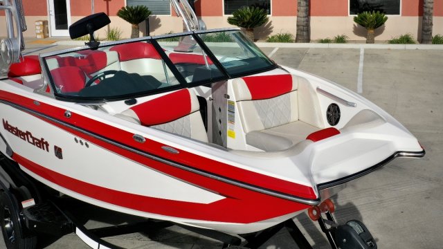 Used 2015 Power Boat for sale