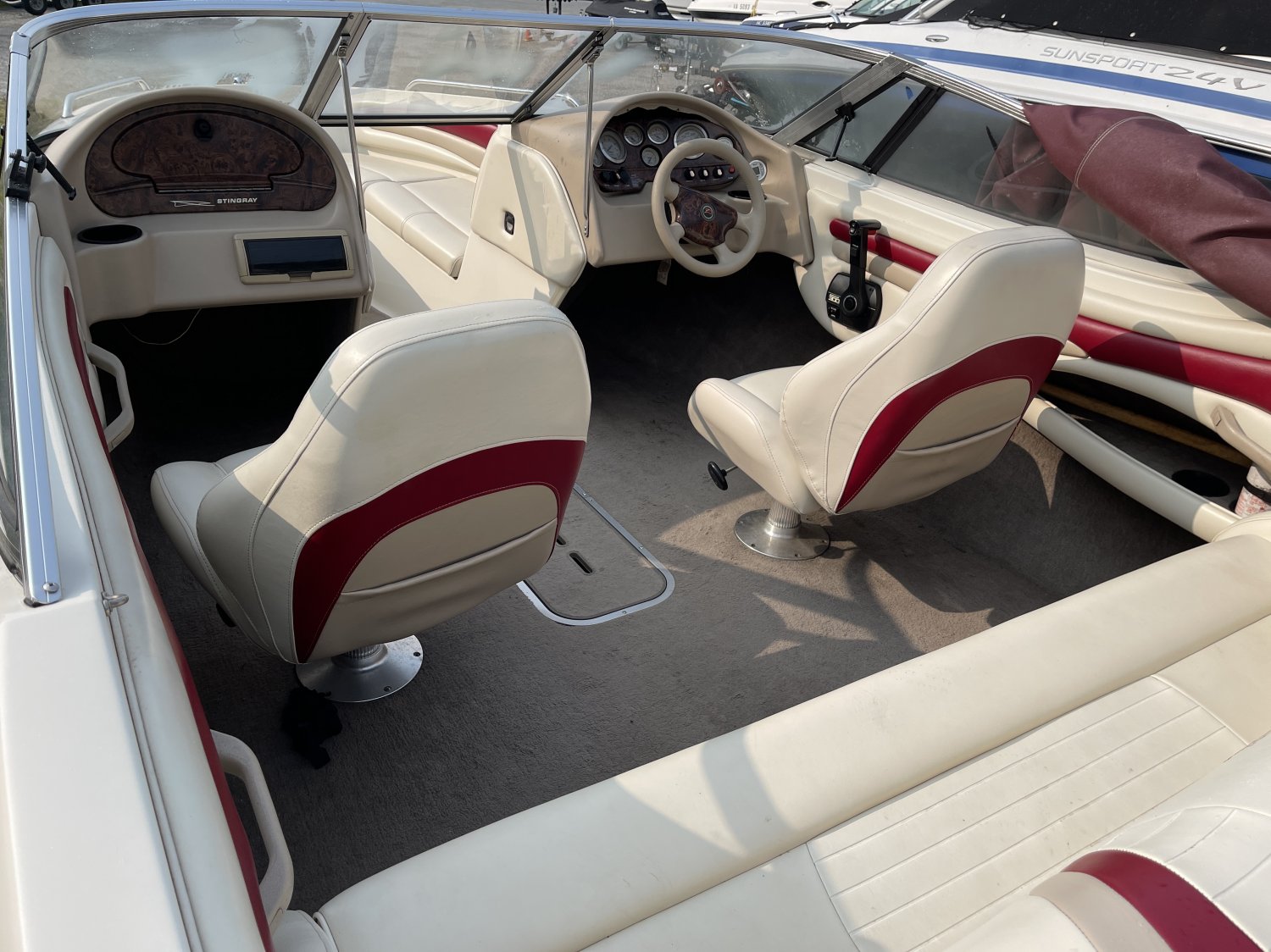 1998 Stingray Mercrusier for sale at Magnum Boating Inc. a