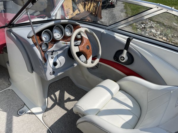 Used 2008  powered Power Boat for sale
