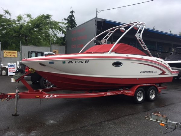 Pre-Owned 2010 Chaparral 244 Sunesta for sale