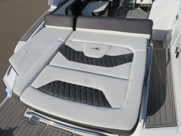 Used 2019 Monterey Boats 298SS for sale