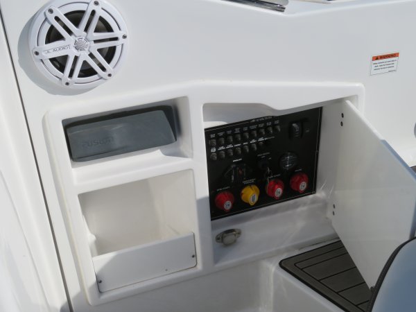 Used 2019  powered Monterey Boats Boat for sale