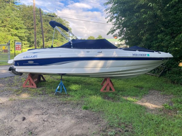 Used 2006 Chaparral 210 SSI Power Boat for sale